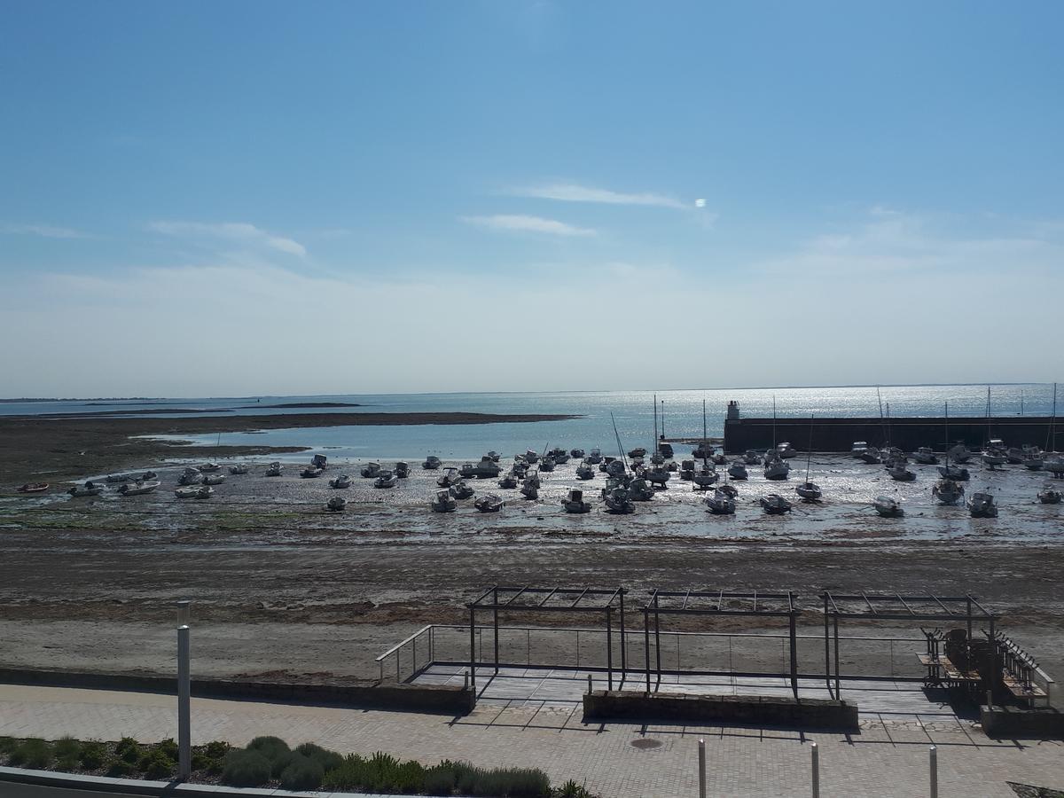 Hotel Du Port Bar Restaurant ซาร์โซ ภายนอก รูปภาพ
